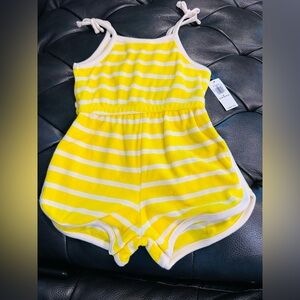 NWT Old Navy Girls Terry Romper 2T